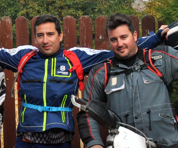 Manautes Brothers (October 2017)